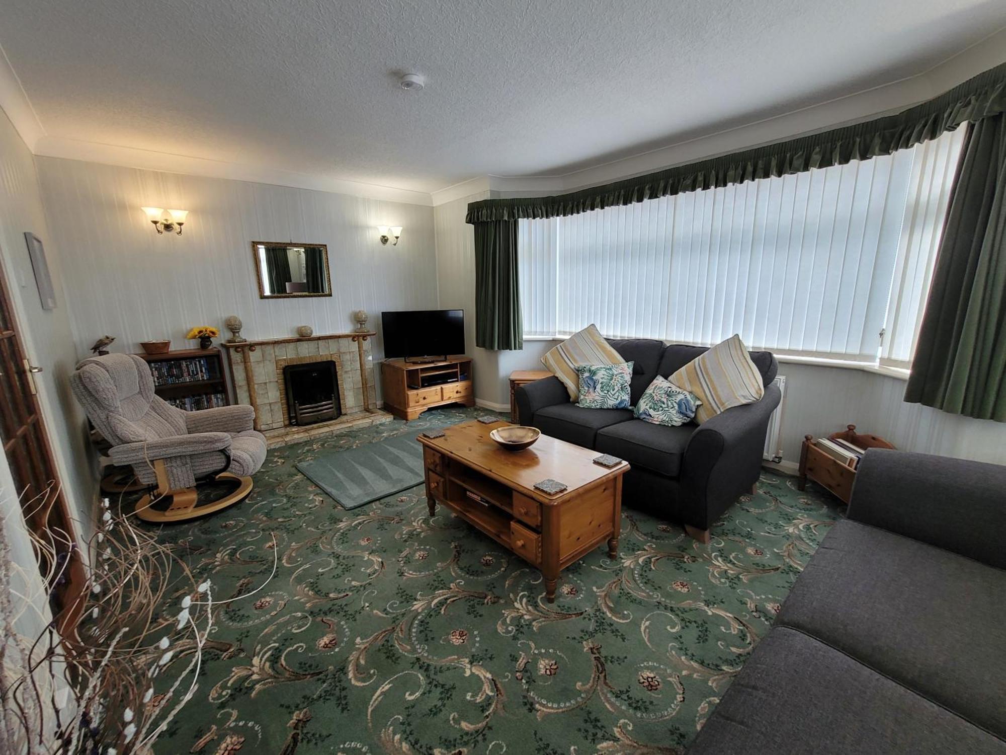 The Hermitage Private Detached Bungalow Villa Rhyl Buitenkant foto